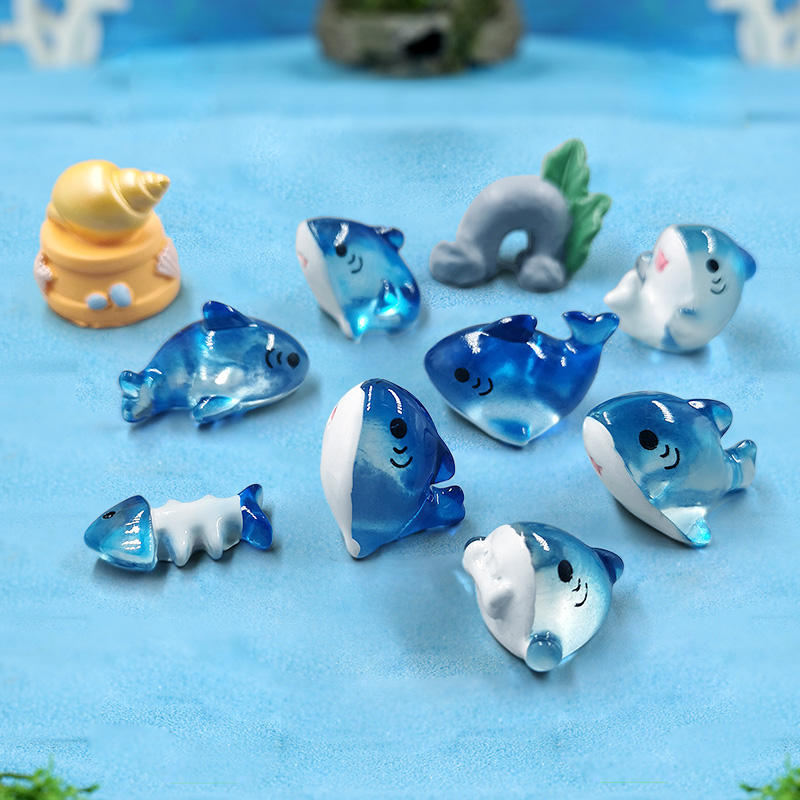 家の装飾のためのモダンなミニチュア漫画の置物,サメ,クジラ, - Aquarium Fish Dolphin のレビューと価格