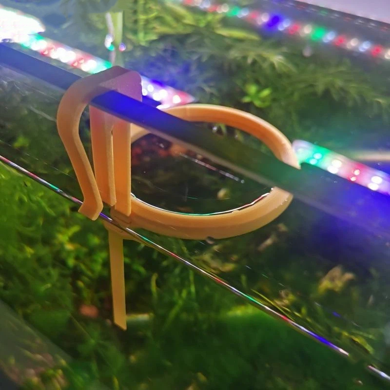 あらゆる水位に対応する浮遊型散餌防止フィーダーリング、魚の餌 - All Fish In Aquarium のレビューと価格